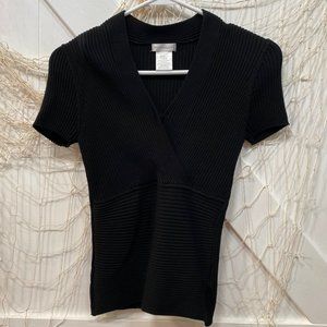 Short-sleeved sweater